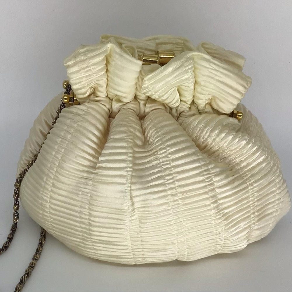 Wedding purse with gold chain strap